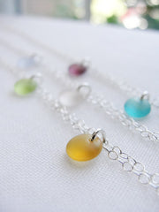 Tiny beach glass necklace - color dot necklace - 1152