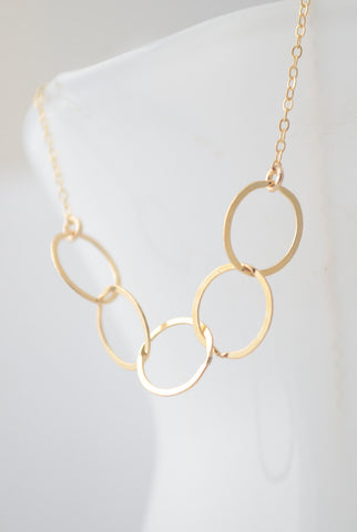 Gold oval links necklace - connected links necklace - entwined circles - 1122