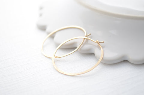 Hammered gold or silver  hoops - simple, modern classic jewelry - 3104