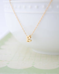 Lowercase gold initial necklace - 1001