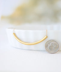 Simple long curved gold bar necklace - sleek handmade gold jewelry - 1163