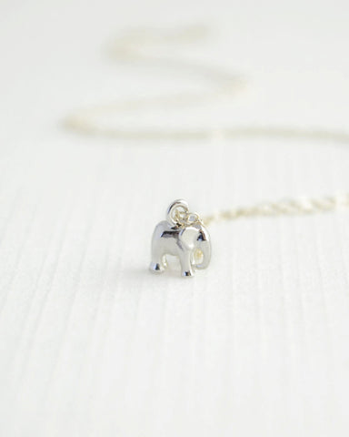 Tiny silver elephant bracelet - 2121